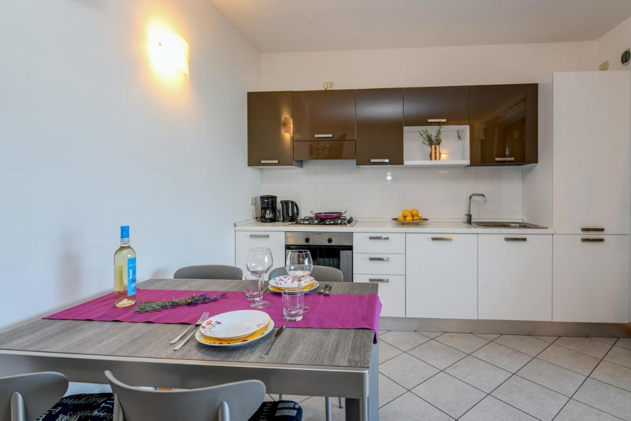 6 Happiness Apartment Toscolano Maderno Exterior photo