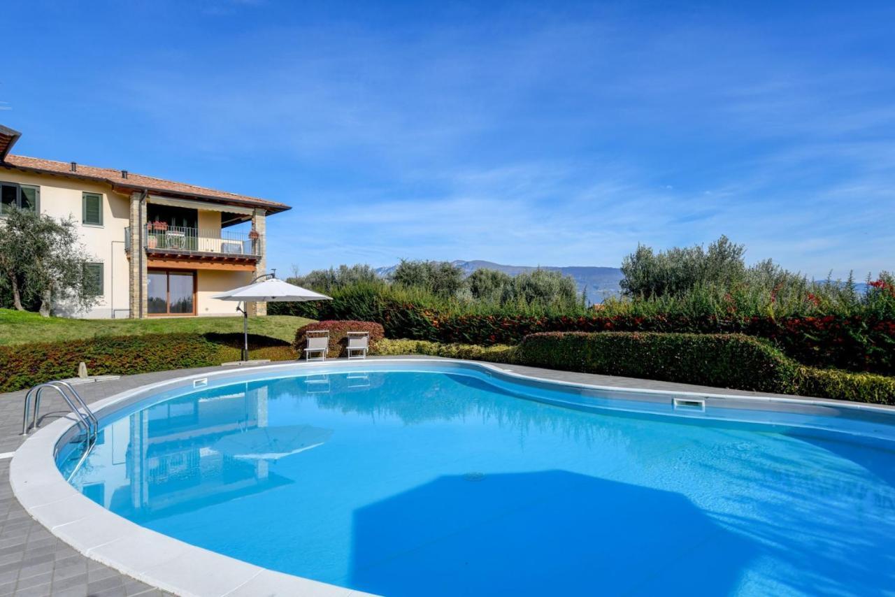 6 Happiness Apartment Toscolano Maderno Exterior photo